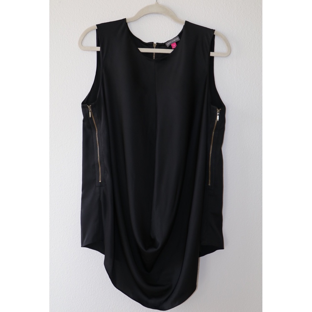 Vince Camuto Sleeveless blouse